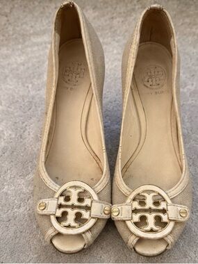 Tory Burch Cream Peep-Toe Logo Flats
